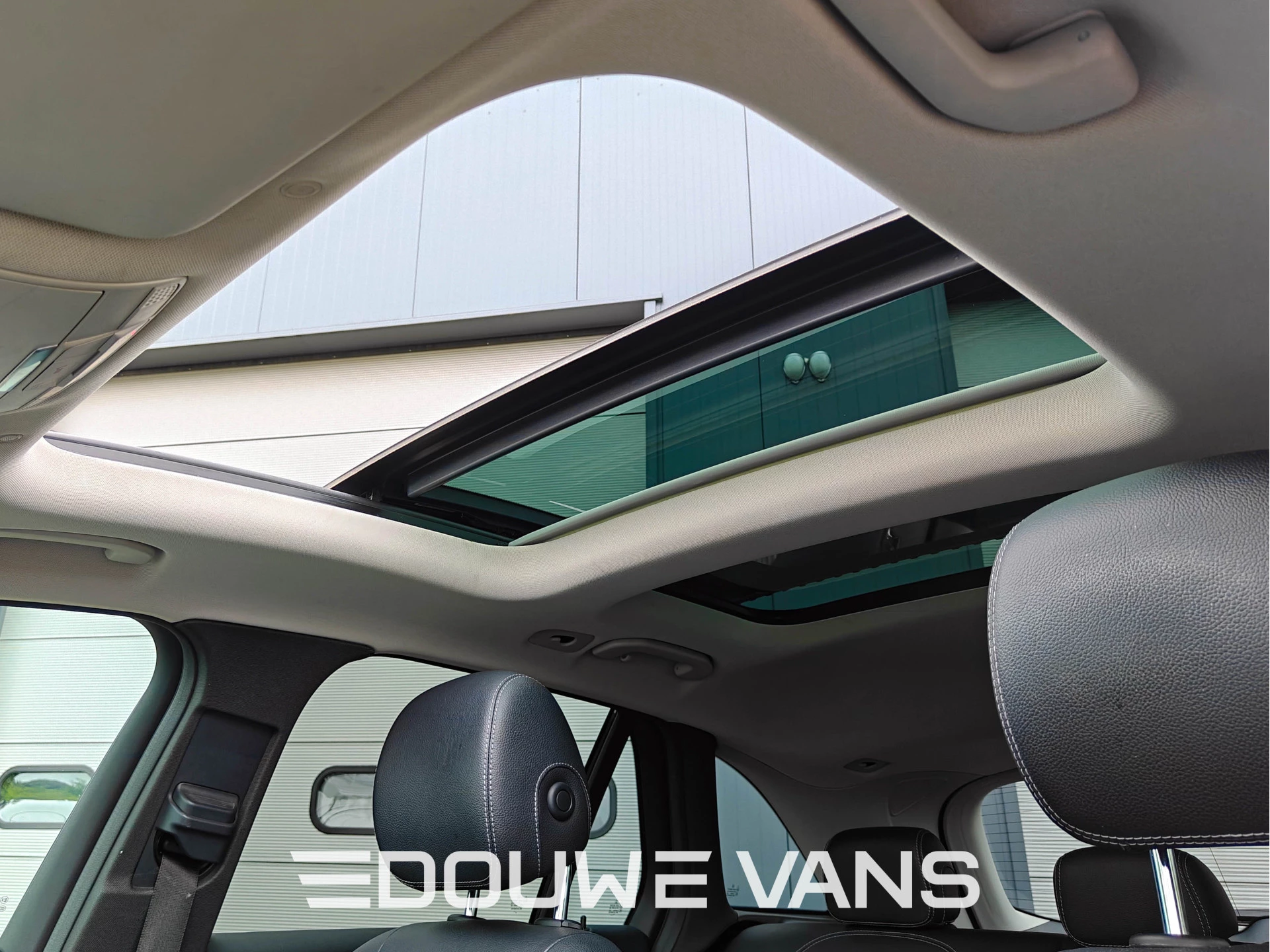 Mercedes-Benz GLC 2020 - 300e 4MATIC Panorama Burmester 360 Camera afbeelding 21