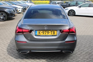Mercedes-Benz A-Class 2021 - 180 AUT7 Luxury Line LEDER SFEER WIDESCREEN CAMERA image 6