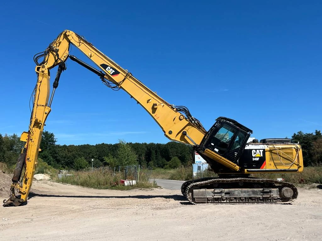 Cat 2015 - 340F UHD - 24 meter INCL DEMO ARM AND DIGGING ARM obrázek 1