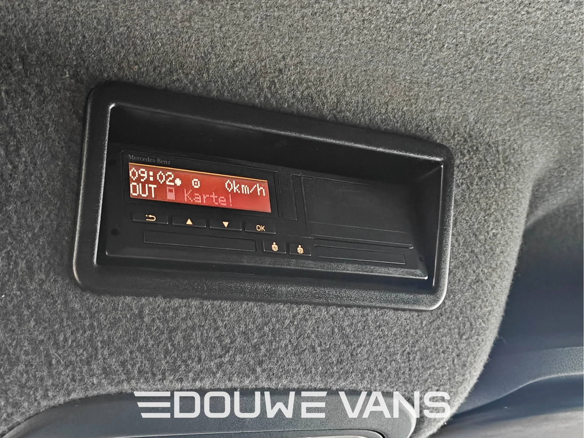 Mercedes-Benz Sprinter 2020 - L2H2 319 Automaat Zwart Trekhaak LED 360 Camera afbeelding 24