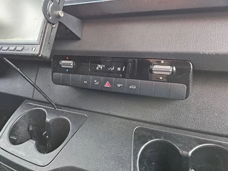 Mercedes-Benz Sprinter 2020 - 311 image 11