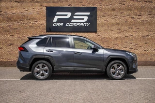 Toyota RAV4 2019 - 2.5 Hybrid Style, Adaptive-Cruise, Carplay bild 8