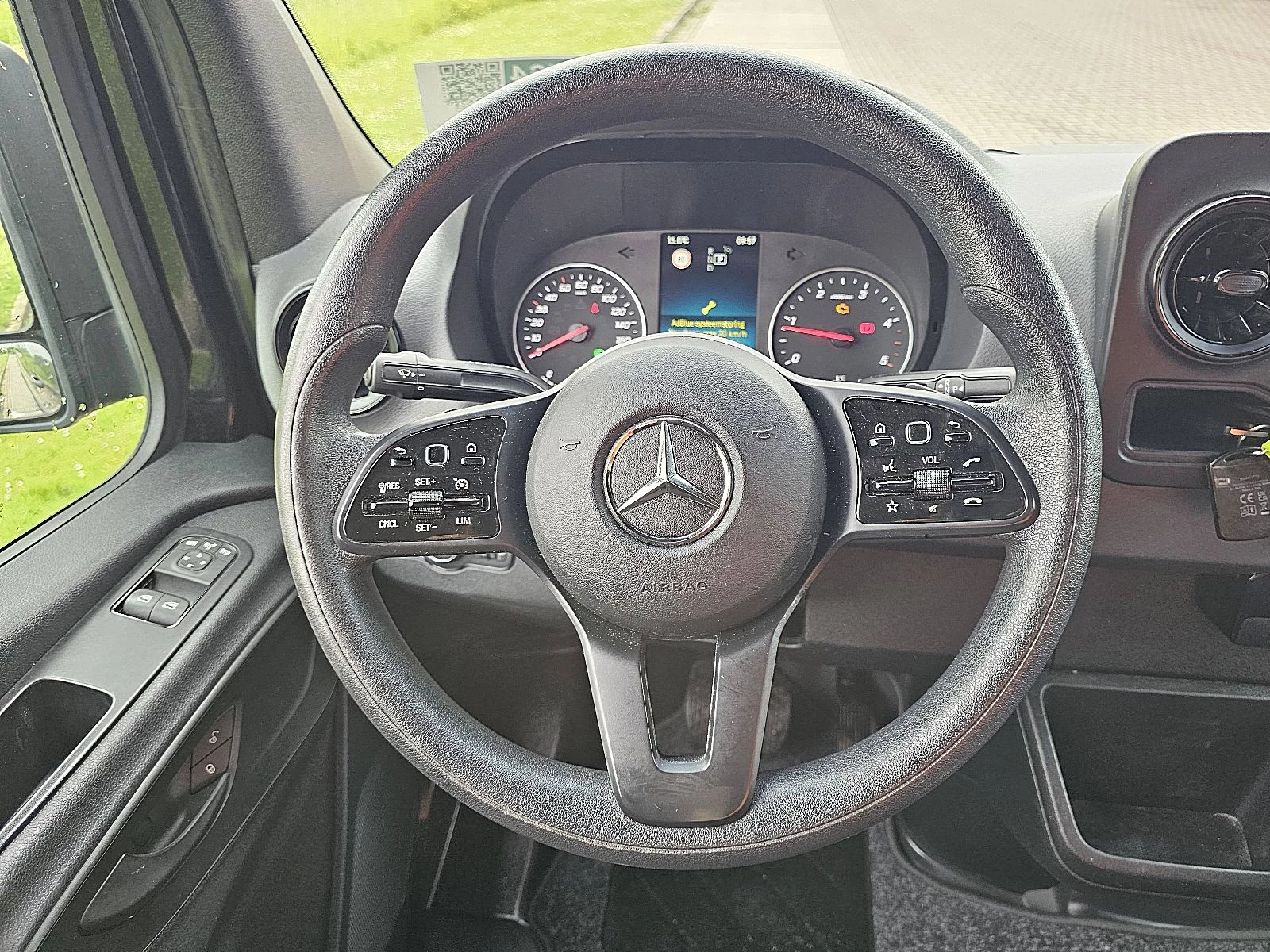 Mercedes-Benz Sprinter 2023 - 315 zdjęcie 12