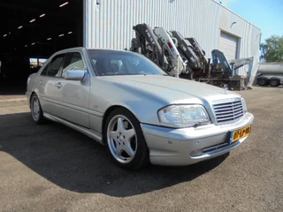 Mercedes-Benz C-Class 1998 - 43 AMG image 2 thumbnail