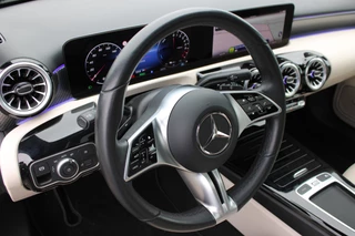 Mercedes-Benz A-Class 2024 - 250e AUT8 Luxury Line PANORAMADAK BURMESTER SFEER 360-CAMERA TREKHAAK obrazek 16