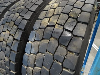 - Geen producent - - MICHELIN 315/80 afbeelding 2 miniatuur