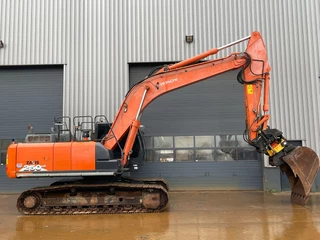 Hitachi ZX250LC-6 2018 - N/A image 6
