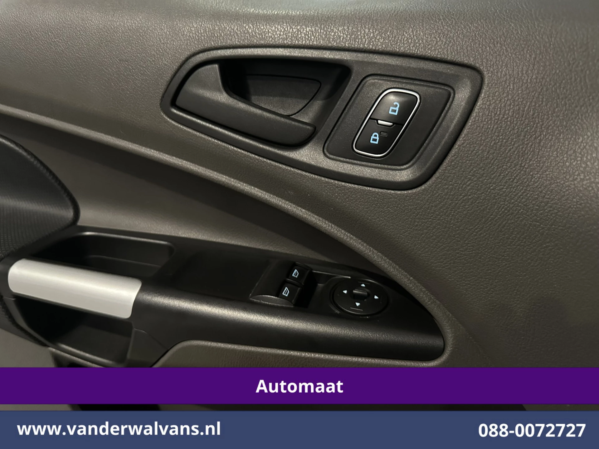 Ford Transit Connect 2022 - 1.5 EcoBlue 100pk Automaat L1H1 Euro6 Airco | Navigatie | Camera | Cruisecontrol image 19