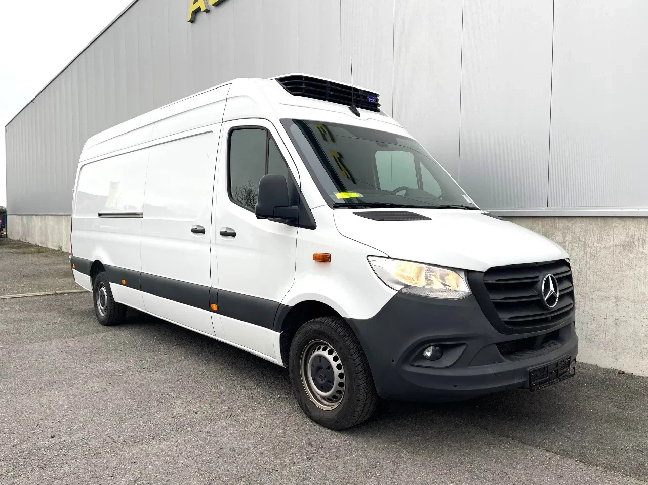 Mercedes-Benz Sprinter 2023 - 315 *L3H2*Achteruitrijcamera*Attention Assist*Airconditioning*DAB-radio immagine 1