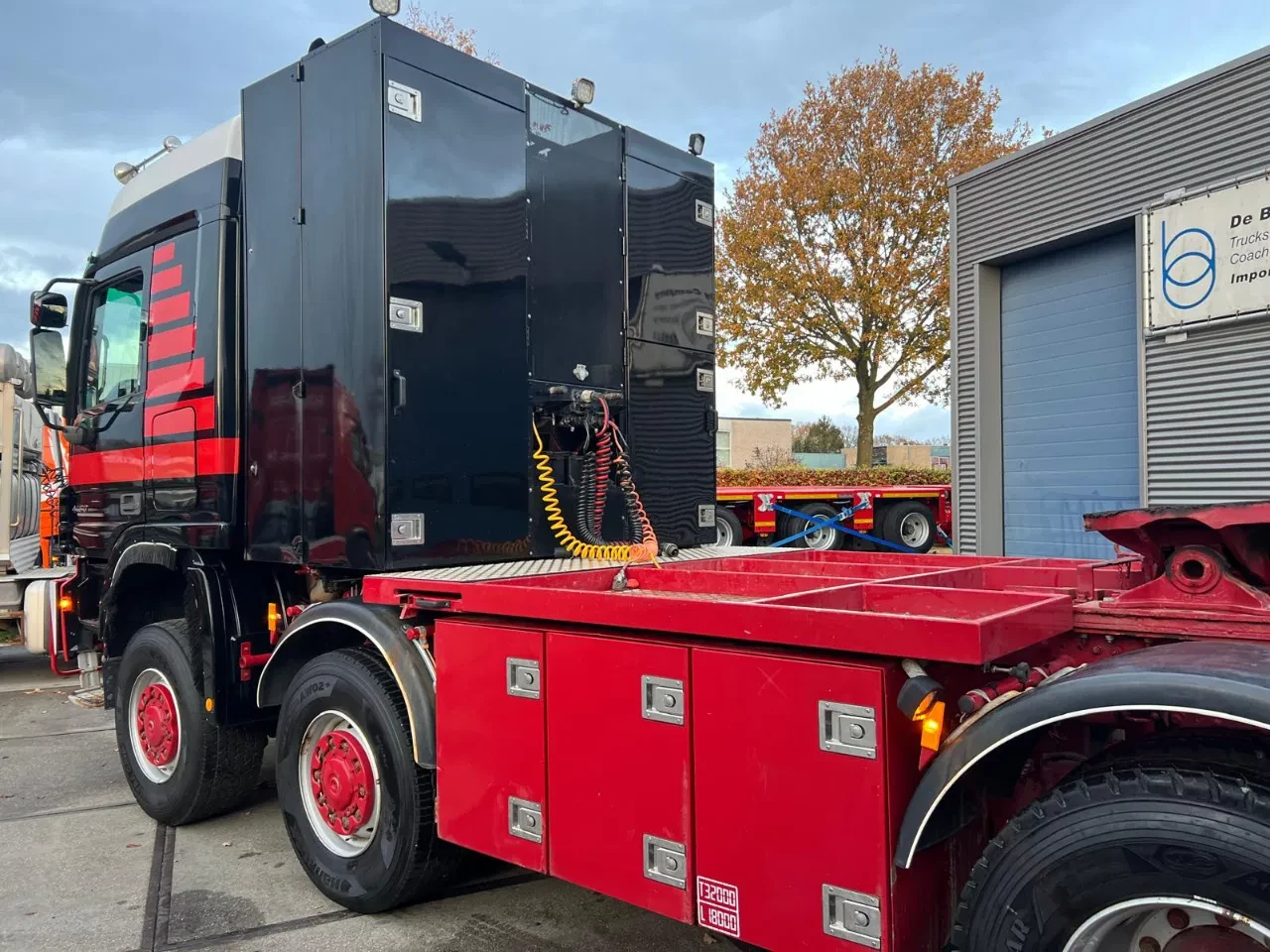 Mercedes-Benz Actros 2005 - 4460 SLT 8x8 Actros 4460 8x8 SLT zdjęcie 16