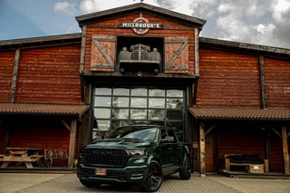 Dodge Ram 1500 2024 - Limited H/O Hurricane 540 PK Serrano Green Metallic obrazek 3