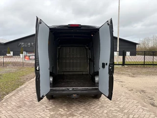 Peugeot Boxer 2024 - 2.2 BlueHDi 140pk | L2H2 3.5t | Automaat | zdjecie 12