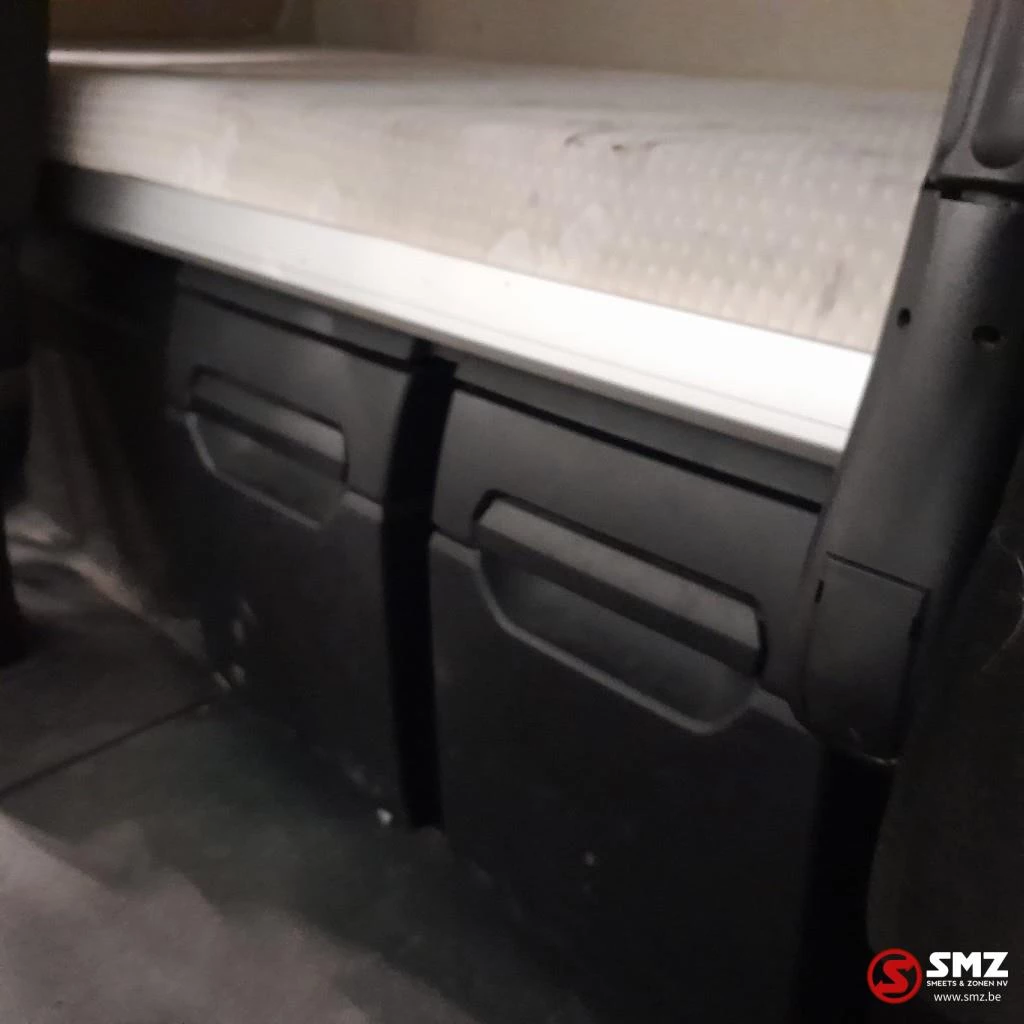 Mercedes-Benz 2015 - Occ cabine Mercedes obrázek 23