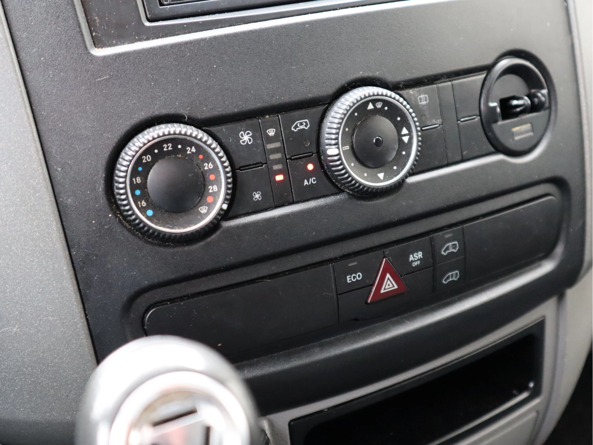 Mercedes-Benz Sprinter 2015 - 216 CDI L2H1 - Trekhaak - Airco - 3 Zits immagine 11