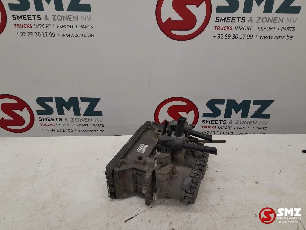 Volvo 2009 - Occ EBS achterasmodulator Volvo obrázek 2