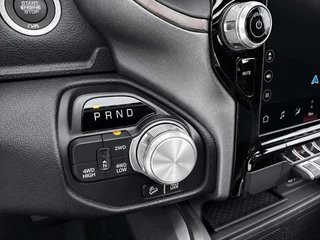 Dodge Ram 1500 2022 - 5.7 V8 Crew Cab 5'7 REBEL | Panoramadak/kantelschuif | Luchtvering | Multifunctione tailgate | Rambar | LPG&Trekhaak| 1e eigenaar| obrazek 22