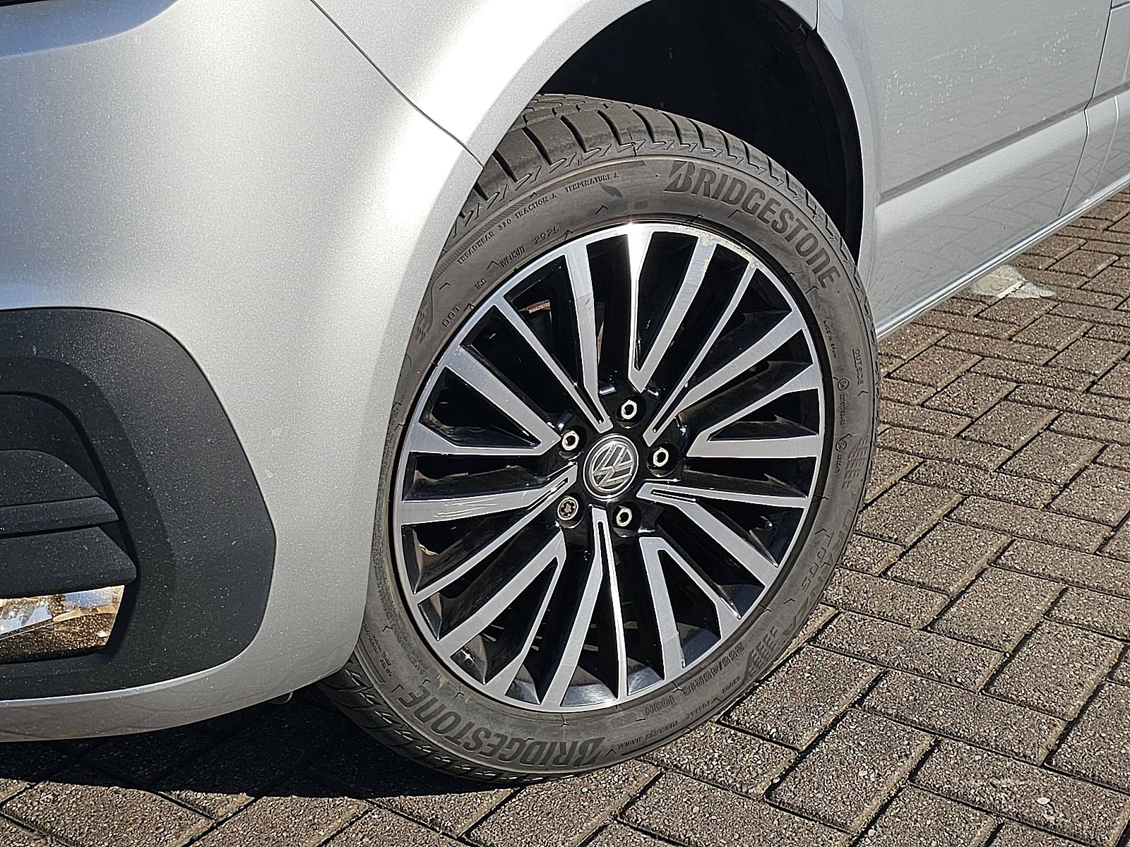 Volkswagen Transporter 2023 - 2.0 TDI Bild 15