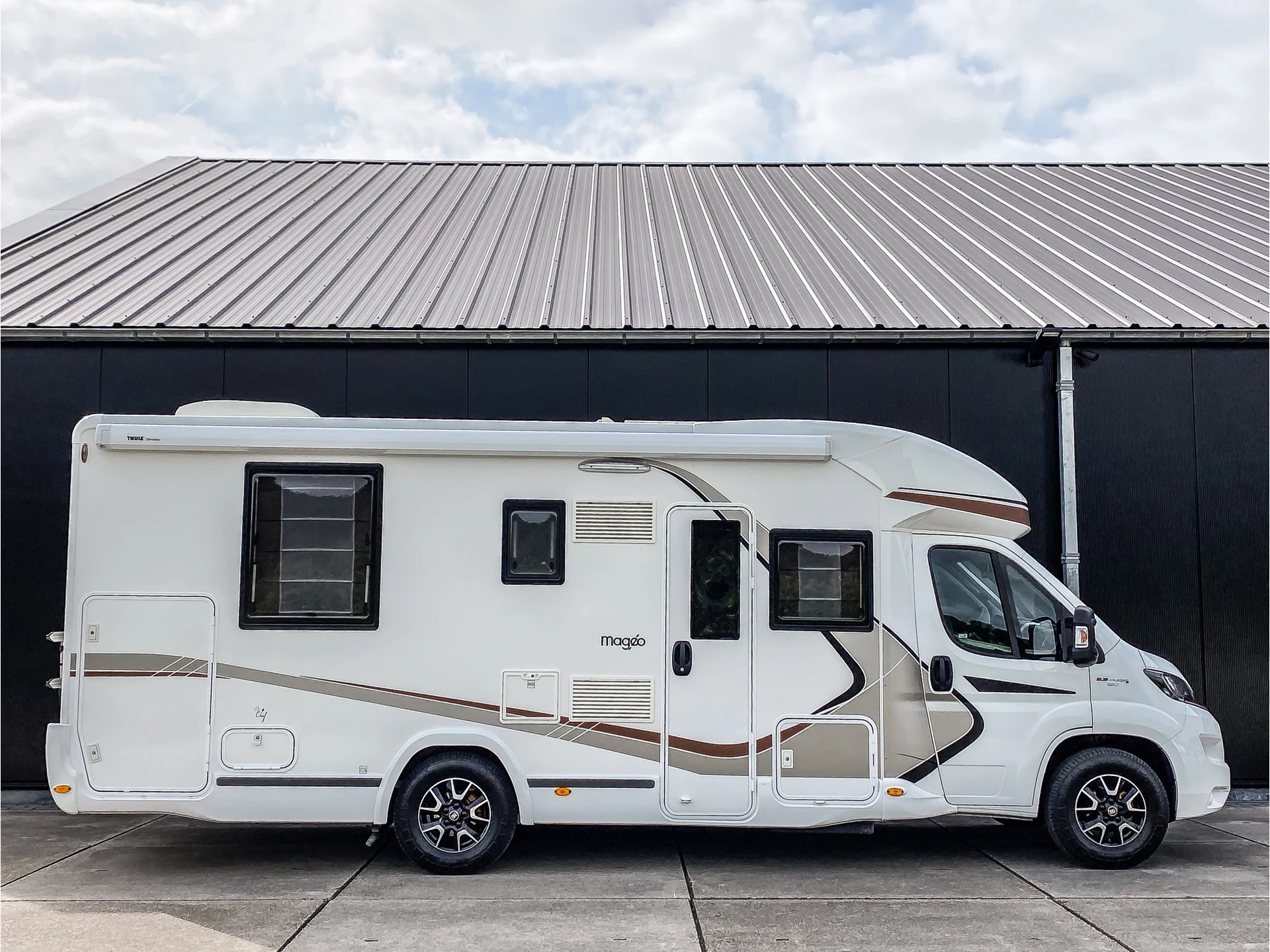Challenger 398 XLB 2017 - 150PK Automaat afbeelding 4