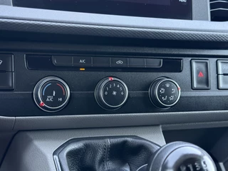 Volkswagen Transporter 2021 - 2.0 TDI HIGHLINE / L2H1 / TREKHAAK / AIRCO / CRUISE / NAVI / CARPLAY / LMV obrazek 18