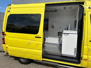 Mercedes-Benz Sprinter 2017 - 319CDI L2H2 AMBULANCE AUTOMAAT V6 MOTORSCHADE obrazek 13