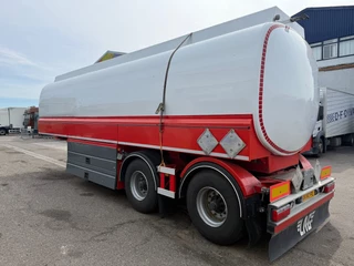 LAG L022 2000 - 2AS TANK MET SCHADE 37500 LITER MET SLANG EN POMPEN imagen 7