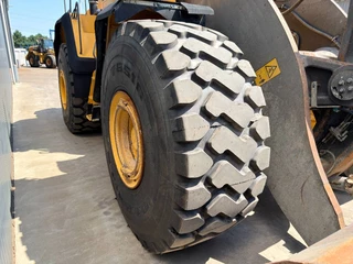 Volvo N/A 2016 - L250H - NEW TIRES imagen 27