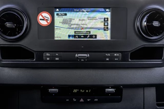 Mercedes-Benz Sprinter 2023 - **317 CDI L2H2 | Incl. 6MND garantie | MBUX | Euro 6 | 170 PK | Climate | Carplay | PDC** image 18