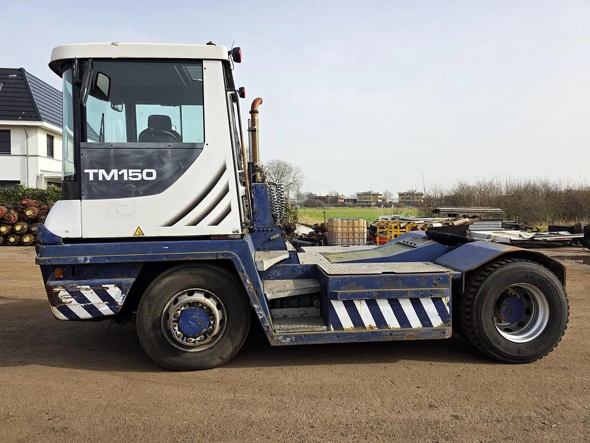 Terberg RT283 | TERMINAL TRACTOR 4X4| TURNING CHAIR. | AUTOMATIC GEAR | 24846 hOURS. 2011 obrázek 2