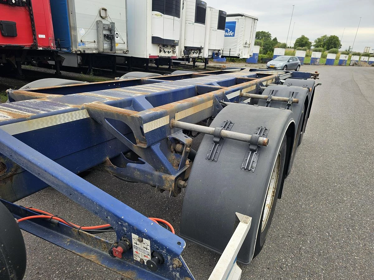D-TEC VCC-01 / 45 FOOT CONTAINER CHASSIS / VALKX AXLES. 2015 image 30