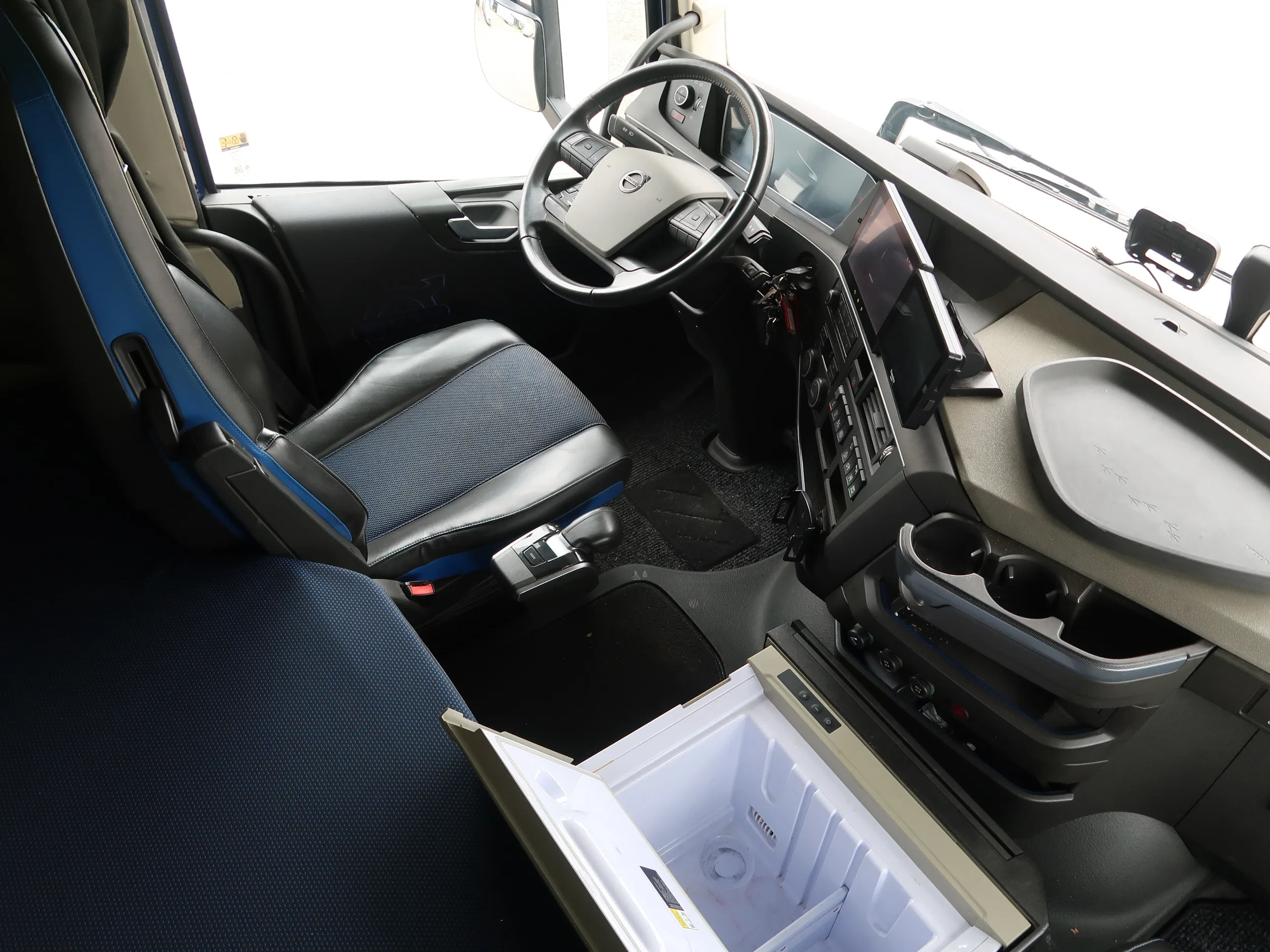 Volvo FH 2021 - 460 i-shift, ACC, i-park cool, NL Truck TOP! obrázek 14