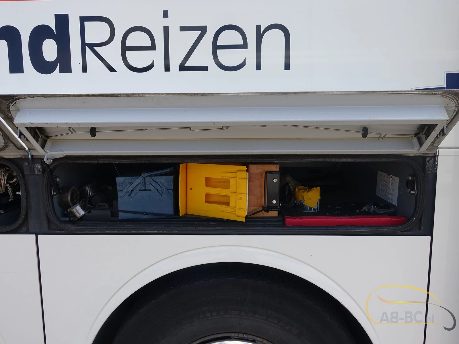 Mercedes-Benz Tourismo RHD-L, 62 Seats, Euro 6 2015 afbeelding 38