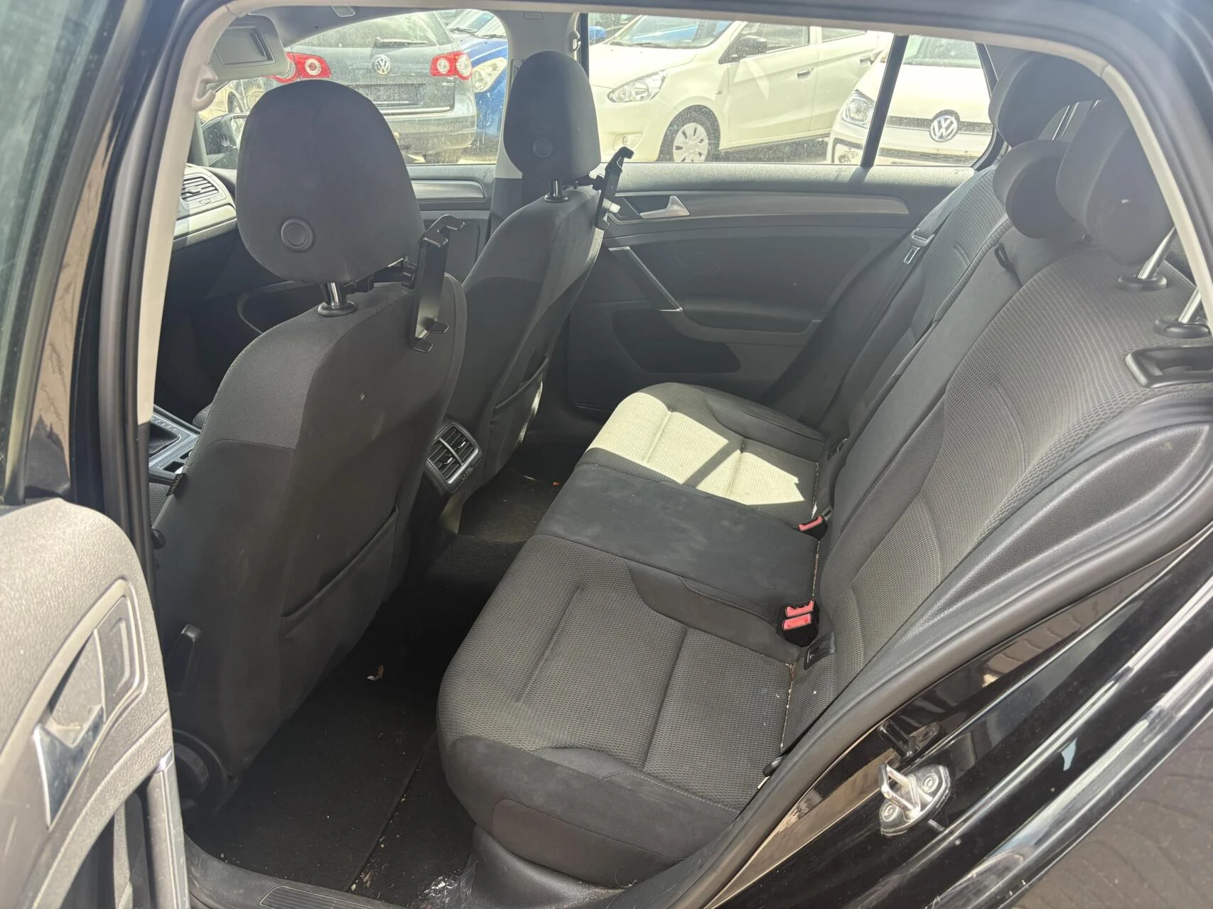 Volkswagen Golf 2013 - 1.6 TDI Comfortline BlueMotion zdjęcie 8