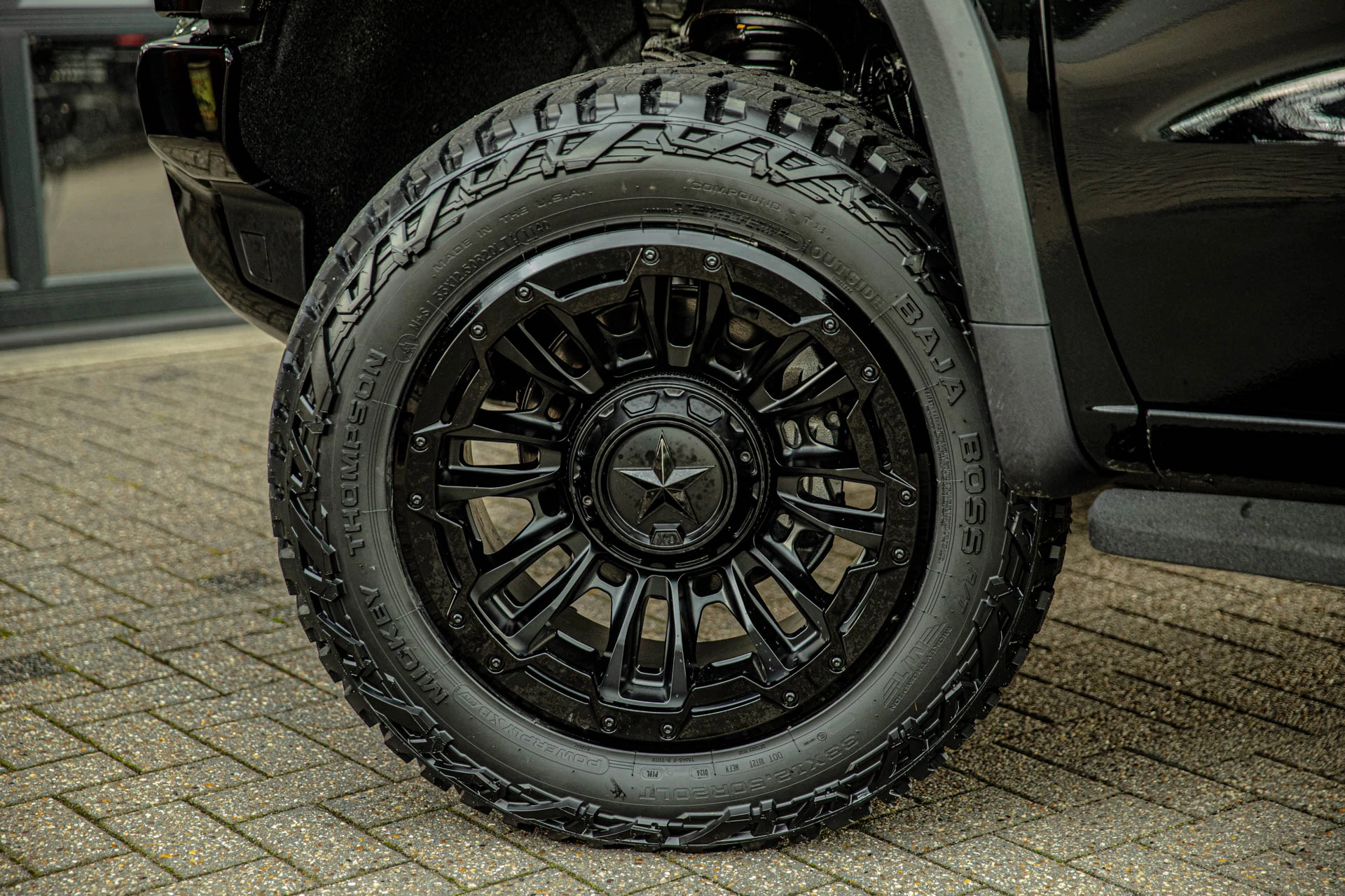 Chevrolet Silverado 2024 - ZR2 6.2 V8 obrázek 9