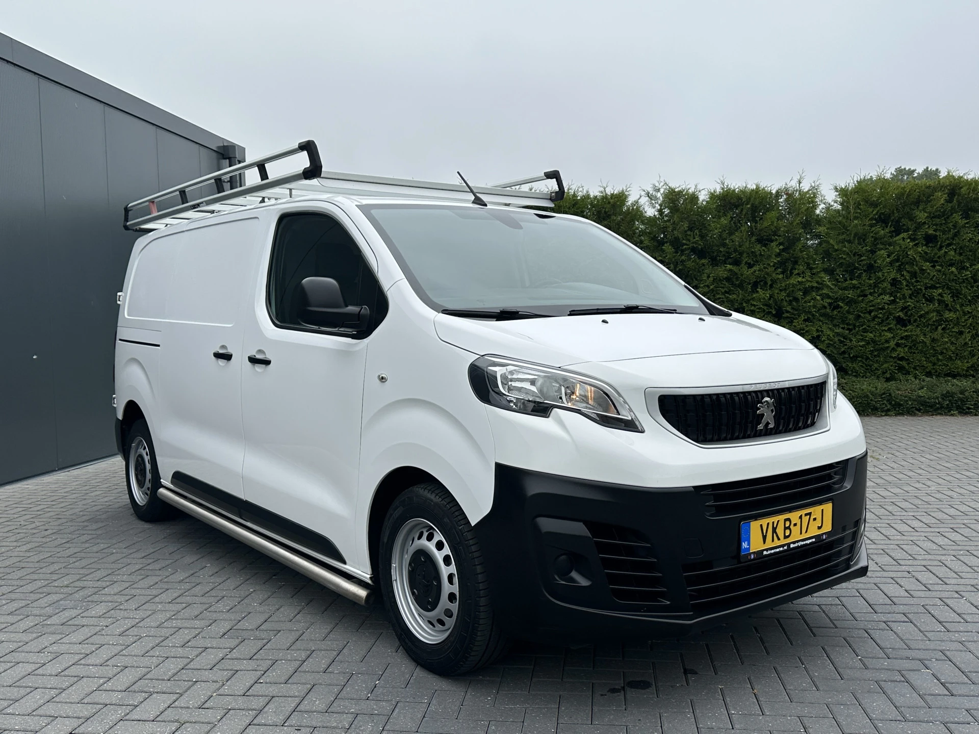 Peugeot Expert 2021 - 2.0 BlueHDI 123 PK / L2H1 / 1e EIG. / IMPERIAAL / TREKHAAK / AIRCO / CRUISE / CARPLAY afbeelding 4