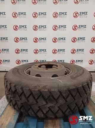 Hankook N/A - Occ vrachtwagenband 285/70R19.5 Hankook image 1