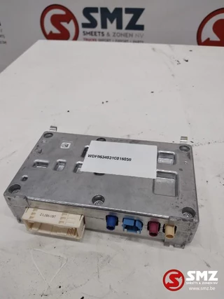 Mercedes-Benz N/A 2019 - Occ ECU CTPMID Mercedes Actros Euro 6 A0004468260 image 1
