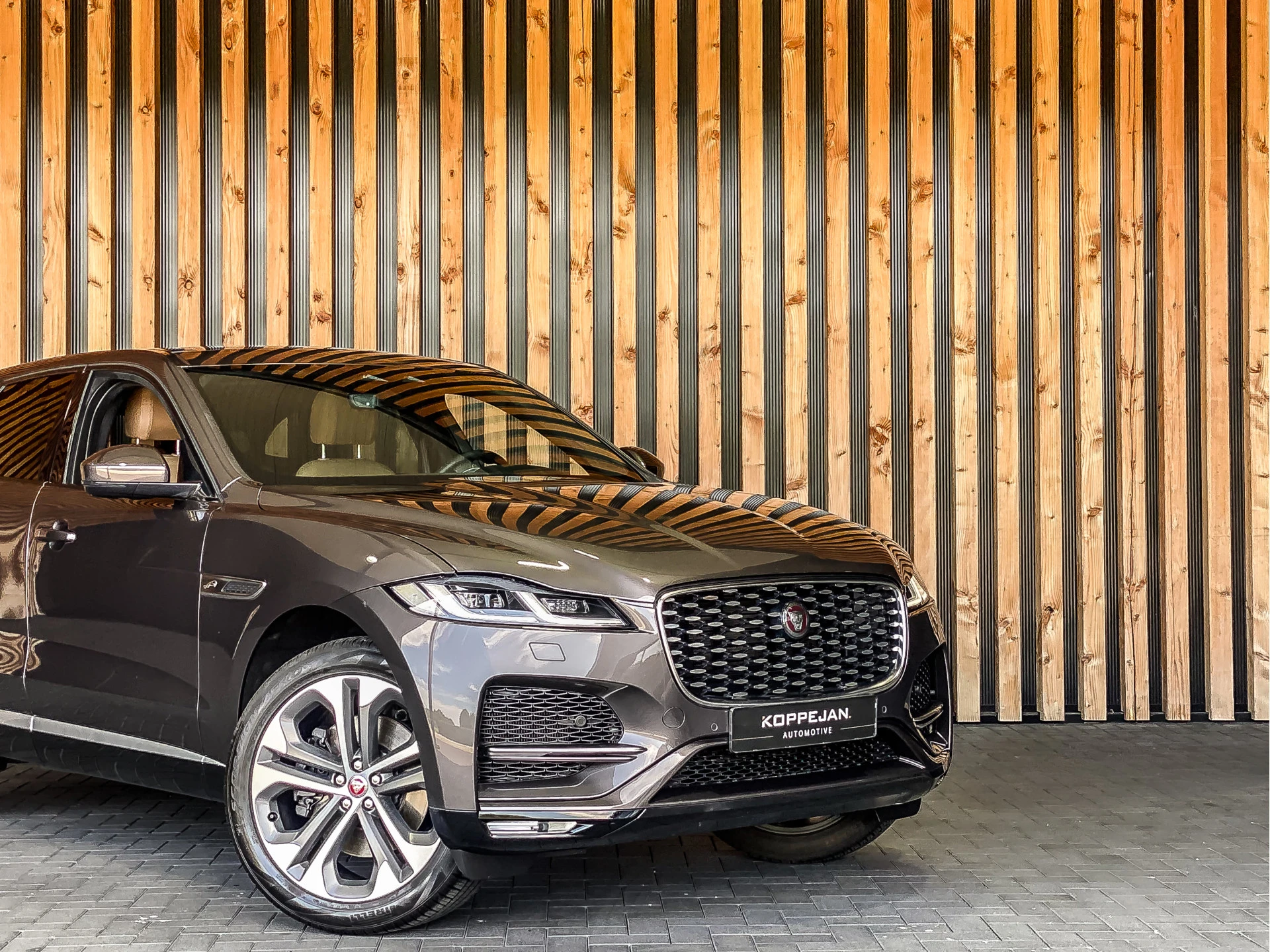 Jaguar F-PACE 2022 - 2.0 P400e S 400PK PHEV afbeelding 31