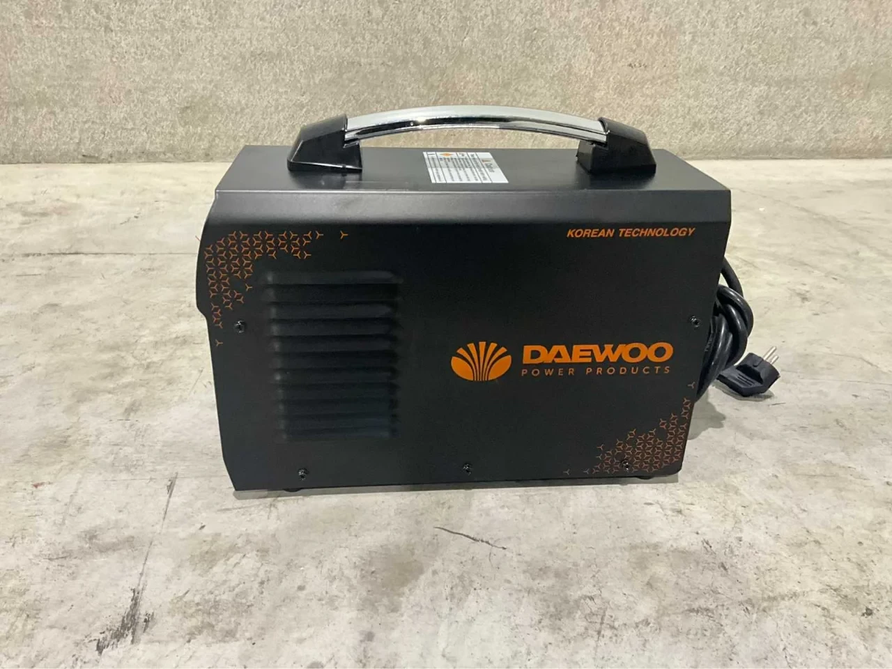 Daewoo 2026 - DWCUT-40 plasma snijder afbeelding 4