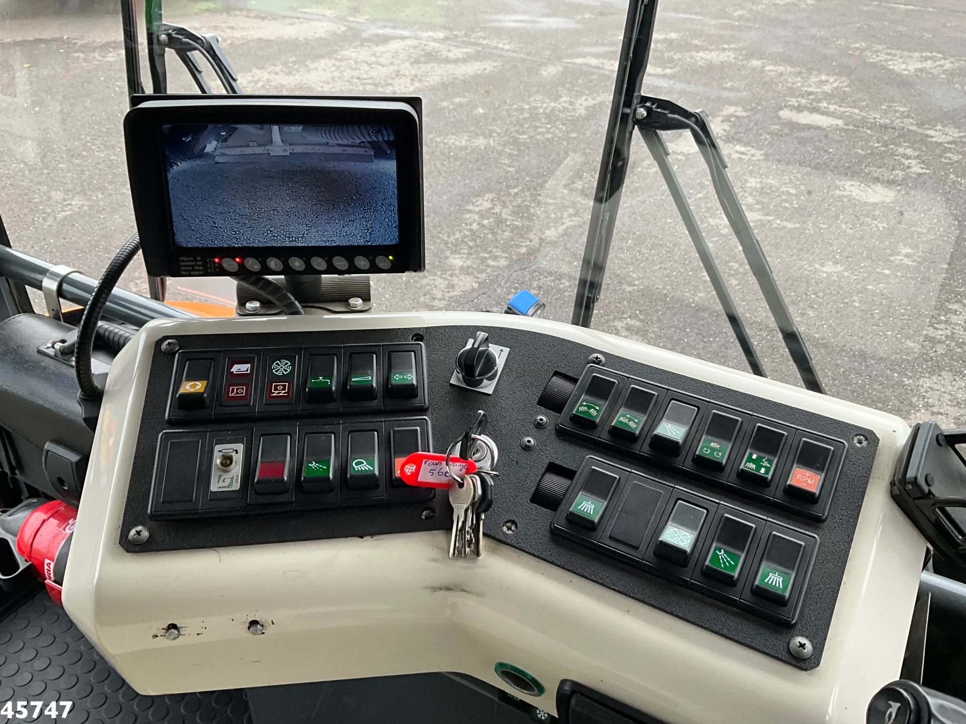 RAVO 580 with 3-rd brush 2013 Bild 15