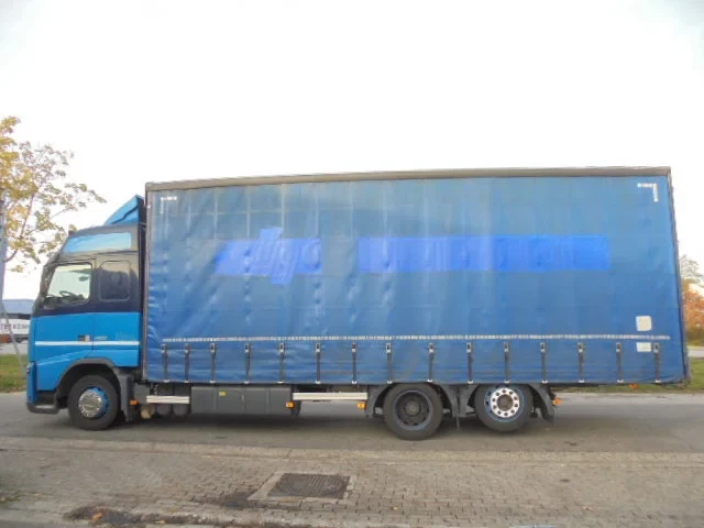 Volvo FH 2012 - 420 6X2 NL TRUCK obrázek 9