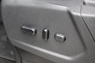 Ford Transit Custom 2022 - 320 2.0 TDCI L1H1 Tourneo 170pk - Automaat - Leder - ACC - 1+1 stoelopstelling - Bi-Xenon -Stoelverwarming - Rijklaar изображение 18