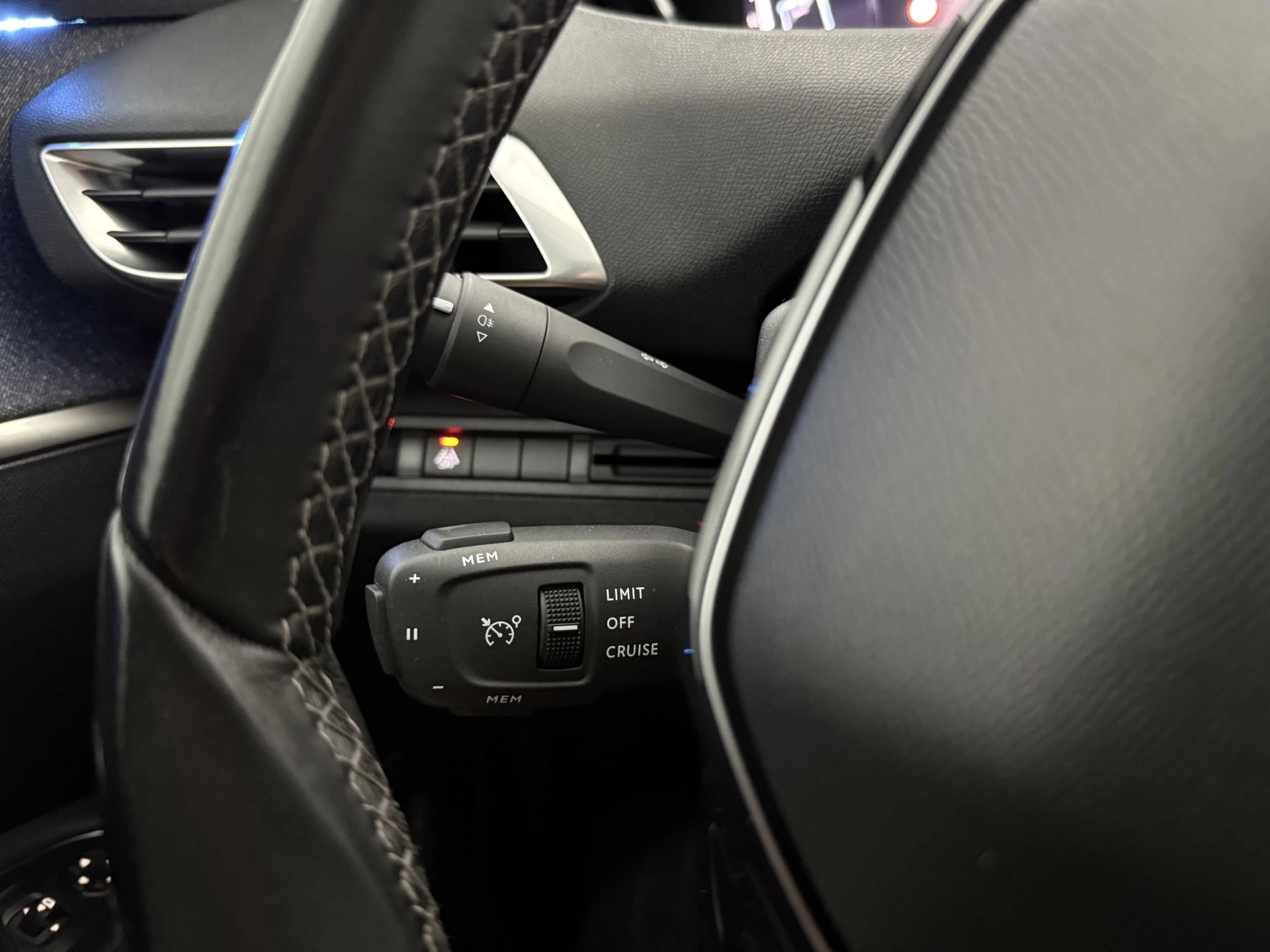 Peugeot 5008 2022 - 1.2 PureTech Allure 7p. afbeelding 34