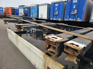 Krone SD | CONTAINER CHASSIS 40 FT 2 X 20 FT |BPW DRUM| APK TUV 22-07-2026. 5 PIECES. 2015 - N/A image 32