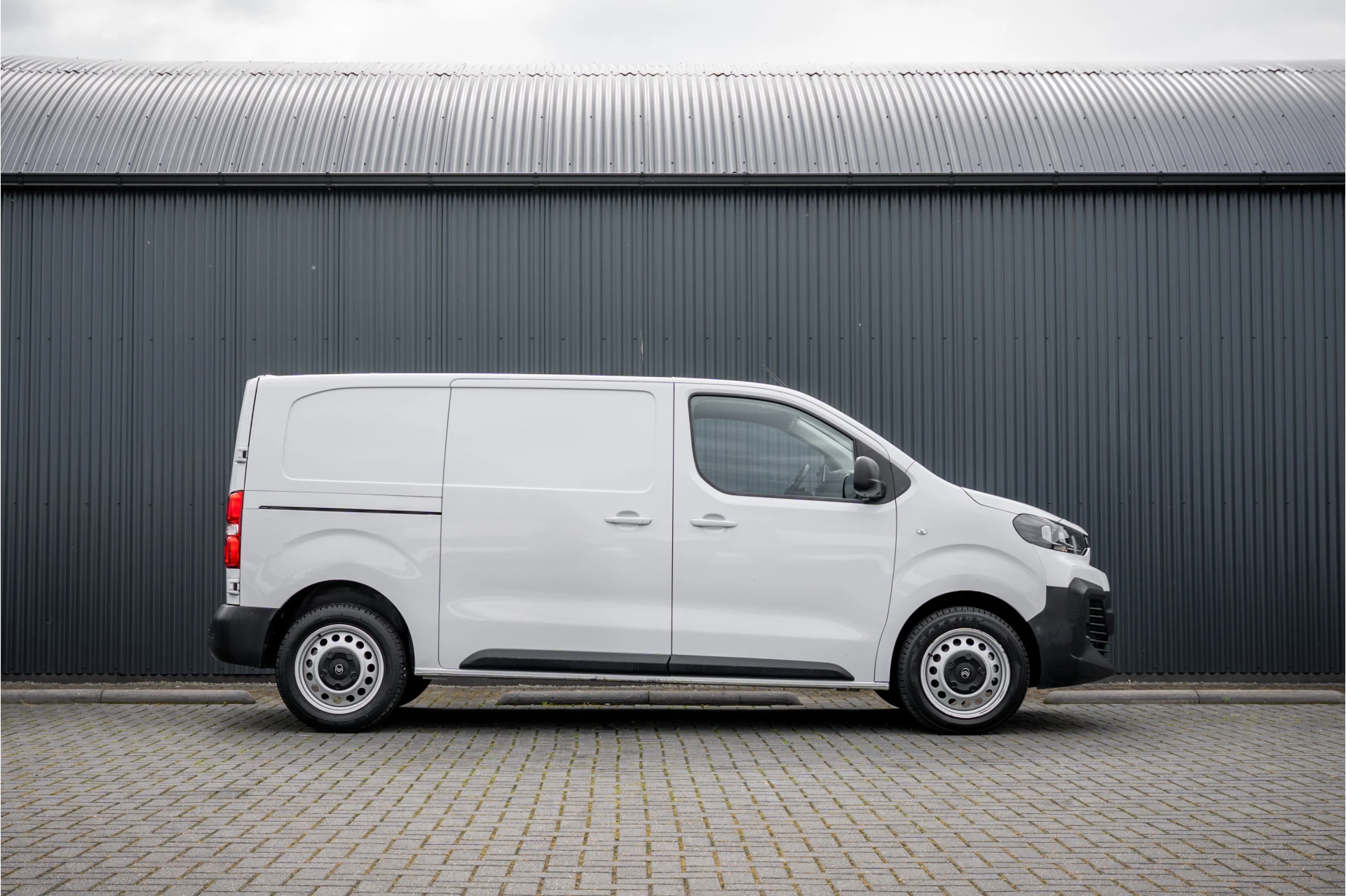 Citroën Jumpy 2024 - 2.0 BlueHDi | 145 PK | AUTO | Vitrual display | Camera | Carplay | Cruise | Airco | 3-Zits изображение 6