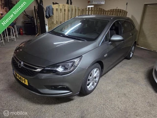 Opel Astra 2019 - Sports Tourer 1.0 Turbo Innovation image 1