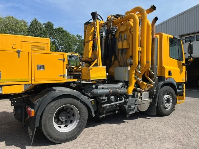 DAF 85 2012 - CF Sewer Vacuum Sterling SIHI SLB 3100 Pratissoli KE30 afbeelding 2