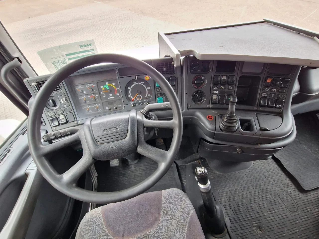 Scania T 2004 - T124-470 6x2 - Tipper - Manual gearbox - Full steel - Robson Drive - New Engine - Torpedo/Hauber immagine 13