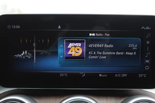 Mercedes-Benz C-Class 2020 - Estate 300e AUT9 AMG Line KEY-LESS GO COMAND CARPLAY image 23
