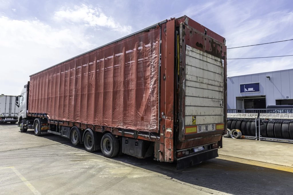 Lecitrailer 2012 - CUELLO CISNE 3E-RD+DOUBLE ETAGE+DHOLLANDIA 2TON afbeelding 6