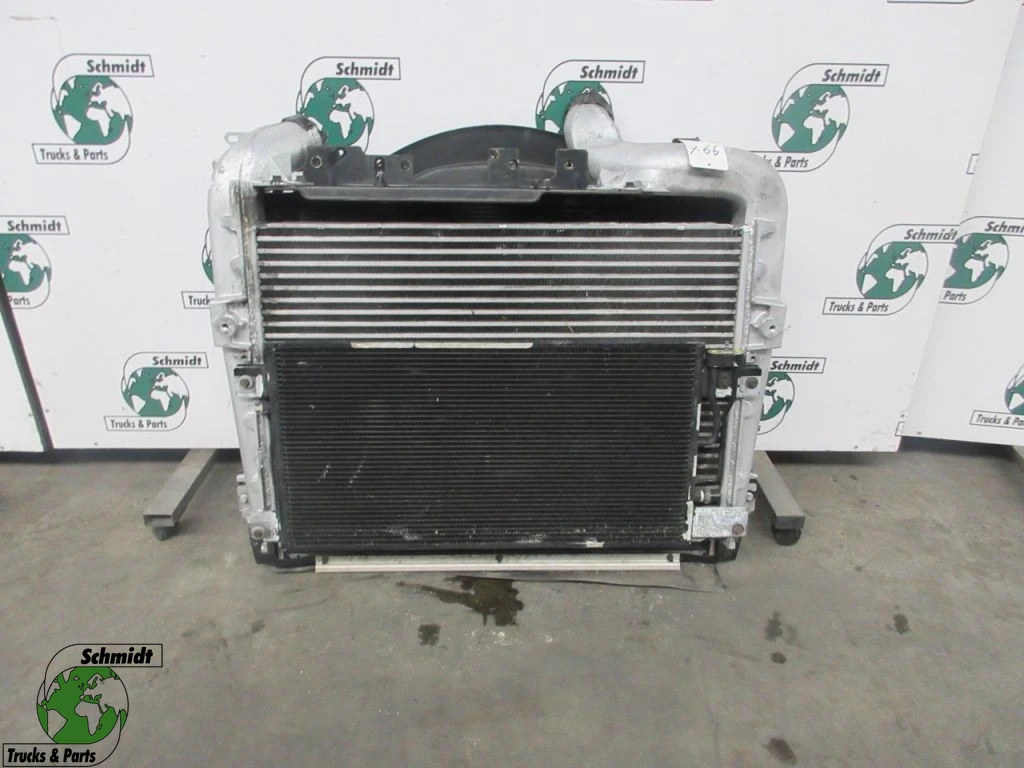 Scania - 1769999/1847233/ RADIATEUR INTERCOOLER SCANIA P270 EURO 5 afbeelding 1